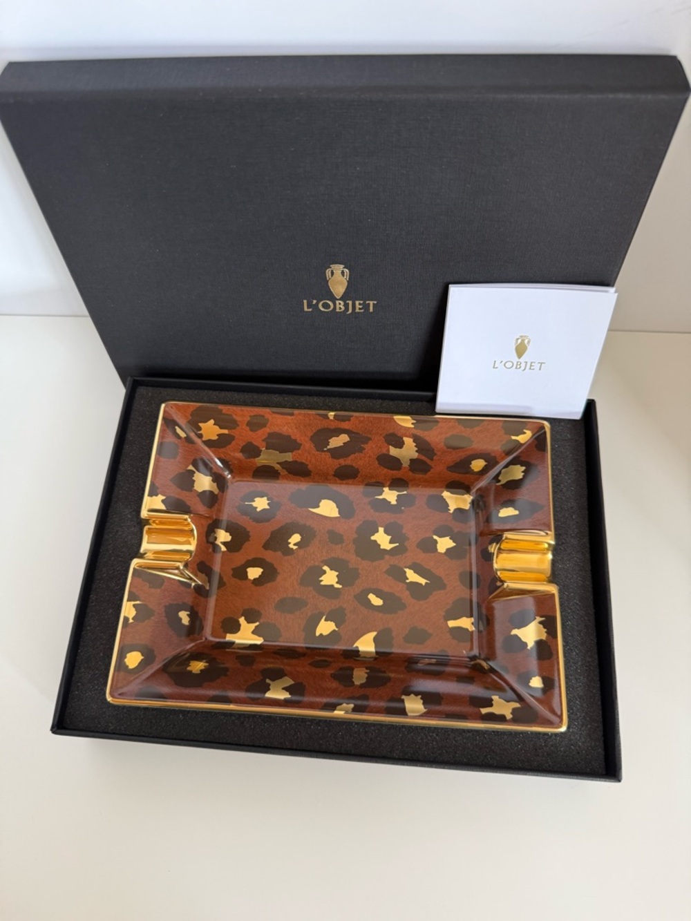 L'objet Leopard Ashtray